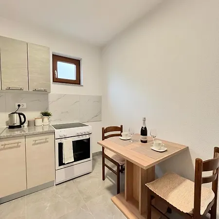 Lucija Apartman Rumboci