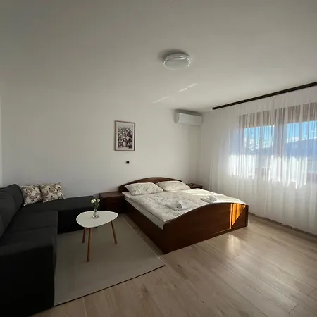 Lucija Appartement Rumboci