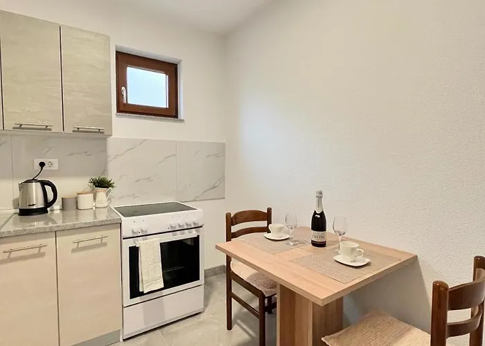 Lucija Apartment Rumboci